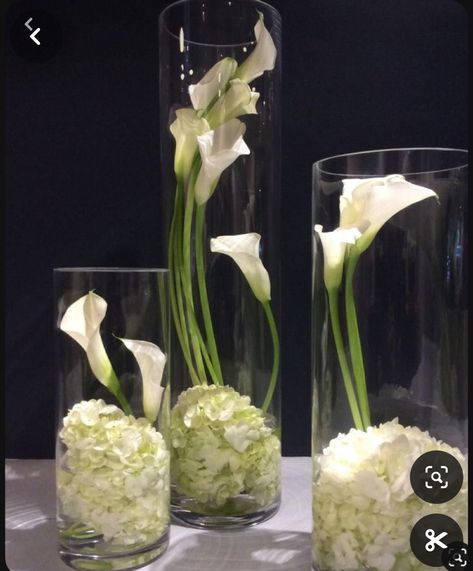 Cala Lily Arrangements, Calla Lily Centerpieces Wedding, Wedding Trends 2024 Decoration, Calla Lily Arrangements, Calla Lily Centerpieces, Hotel Flower Arrangements, Green Wedding Decorations, Decoration Buffet, Hotel Flowers