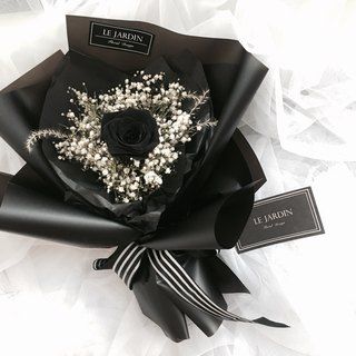 Birthday Flowers Bouquet For Men, Black Bouquet Flowers, Flower Bouquet For Men, Men's Bouquet, Flowers Proposal, Black Flower Bouquet, Black Flowers Bouquet, Proposal Bouquet, Spray Roses Bouquet