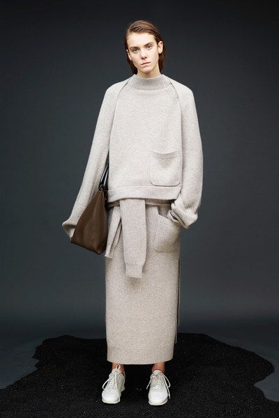 Joseph Pre-Fall 2015 Collection - Vogue Minimal Stil, Knitwear Trends, Fall 2015 Style, Oversized Hoodies, 2015 Trends, Pre Fall Collection, Maxi Robes, Long Skirts, Lovely Clothes