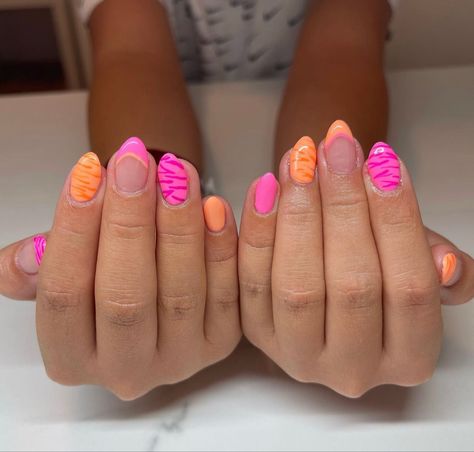 Teen Nails, Quartz Nails, Green And Lavender, Retro Nails, Hippie Nails, Broken Nails, Easy Nails, Simple Gel Nails, Summery Nails