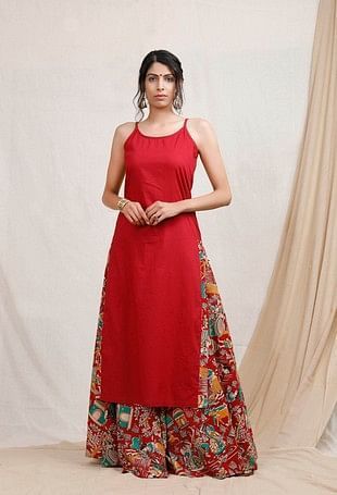 Kalamkari Skirts, Kalamkari Dresses, Indian Kurti Designs, Simple Kurta Designs, Long Kurti Designs, Casual Indian Fashion, Traditional Indian Outfits, Cotton Slip, Kurti Designs Party Wear