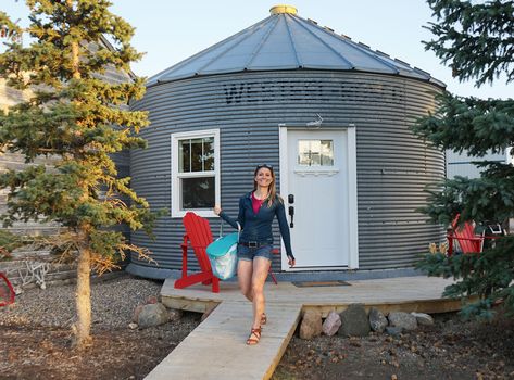 One of Saskatchewan's Best Getaways: A Luxury Grain Bin - The Lost Girl's Guide to Finding the World Grain Bin House, Grain Bins, Silo House, Grain Silo, Saskatchewan Canada, Luxury Getaway, Farm Stay, Backyard Fire, Lost Girl