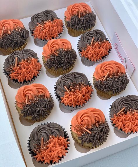 October Cupcakes, Number Cupcakes, Brown Cupcakes, Cupcake Icing Designs, Icing Designs, Orange Cupcakes, Cupcake Decorating Tips, Icing Design, Cupcakes Ideas