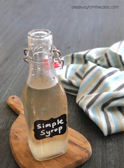 Simple Syrup Recipe Drinks, Sugar Free Simple Syrup Recipe, Simple Syrup For Cakes, Keto 101, Basil Simple Syrup, Simple Syrup Cocktails, Low Carb Cocktails, Rosemary Simple Syrup, Keto Cocktails