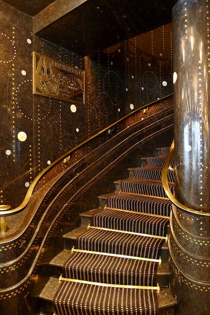 Restaurant Prunier, Paris by Hotels Paris Rive Gauche. Art Deco Staircase, What Is Art Deco, Stairs Metal, Décor Steampunk, Arte Art Deco, Architecture Art Nouveau, Stairs Architecture, Art Deco Interior Design, Steampunk Decor