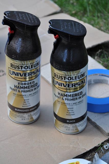 Rustoleum Forged Hammered spray paint for a textured metal finish. Brass Light Fixtures, Painting Light Fixtures, Spray Paint Furniture, Black Door Knobs, Furniture Construction, Old Door Knobs, Painting Old Furniture, Oak House, Outdoor Renovation