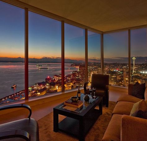 Seattle Apartment View, Seattle High Rise, Chicago High Rise Apartment, Seattle Apartment Aesthetic, Apartamento New York, Marry Rich, Seattle Apartment, City View Apartment, Aesthetic Apartment