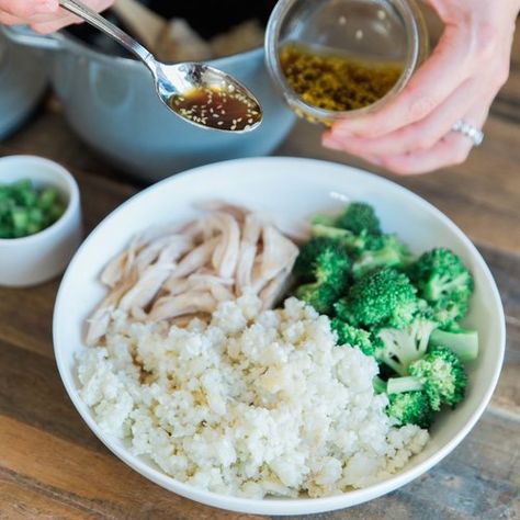 Coconut Cauliflower Rice, Coconut Cauliflower, Kelly Leveque, Chicken And Broccoli, Coconut Chicken, Baked Chicken Breast, Quick Healthy Meals, Chicken Broccoli, Quick Healthy