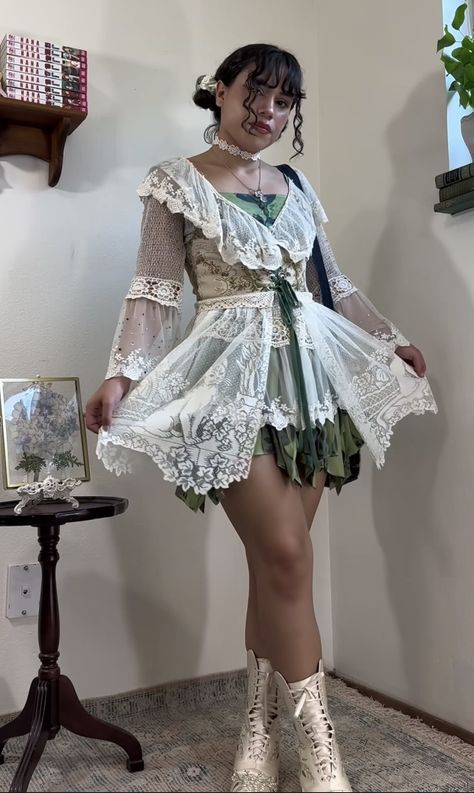 Punk Fairy Outfit, Vintage Fairycore Outfits, Crocette Aesthetic Outfits, Renfaire Fairy Outfit, Light Fairycore Aesthetic Outfits, Trilogy Tour Outfits, Casual Fairycore Outfits, Fairy Outfits Aesthetic, Trilogy Tour Outfit Ideas