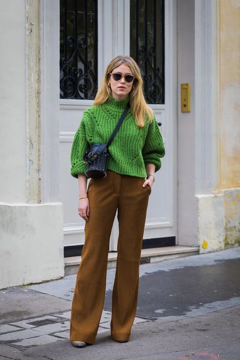 Day 3 | Paris Fashion Week Street Style Spring 2018 | POPSUGAR Fashion Photo 204 Women Fashion 50 Years Old, Marlene Hose, Blogger Street Style, Paris Fashion Week Street Style, Popsugar Fashion, Looks Street Style, Autumn Outfits, Spring Street Style, Style Spring