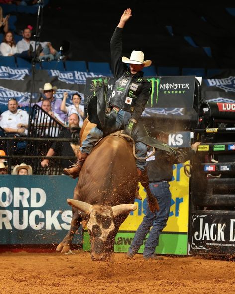 Jb Mauney, Pbr Bulls, Pbr Bull Riders, Pbr Bull Riding, Bucking Bulls, Rodeo Time, Professional Bull Riders, Christian Graphic Design, Bushwacker