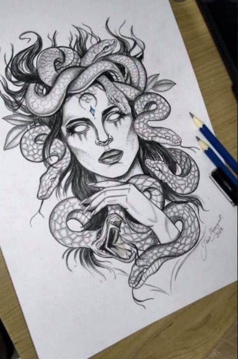 Medusa Tattoo Design, Medusa Art, Tattoos Men, Tattoo Zeichnungen, Inspiration Tattoos, Mythology Tattoos, Medusa Tattoo, 다크 판타지, Tattoo Art Drawings