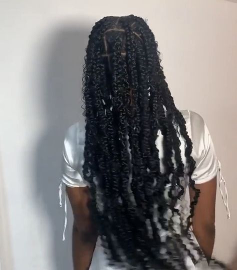 Boho Passion Twists, Passion Braids, Butterfly Braid, Passion Twists, Hair Flip, Au Naturale, Twist Braids, Black Girls Hairstyles, Aesthetic Hair