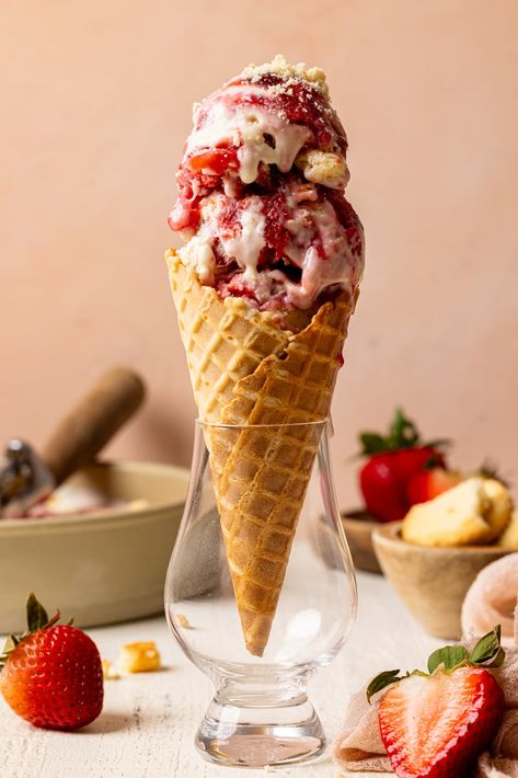 The Best Strawberry Shortcake, Best Strawberry Shortcake, Ice Cream Background, Vanilla Oreo, Condensed Milk Cookies, Strawberry Shortcake Ice Cream, Ice Cream Photography, Strawberry Pie Filling, Pecan Ice Cream