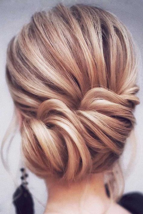 Unique Wedding Hairstyles, Romantic Wedding Hair, Romantic Hairstyles, Peinados Recogidos, Best Wedding Hairstyles, Wedding Hair Inspiration, Low Bun, Chic Hairstyles