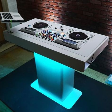 Dj Table Design Ideas, Custom Dj Booth, Cool Dj Booth, Dj Stand Design, Dj Table Design Dj Booth, Dj Table Dj Setup, Dj Console Design, Dj Table Design, Dj Booth Design Dj Setup