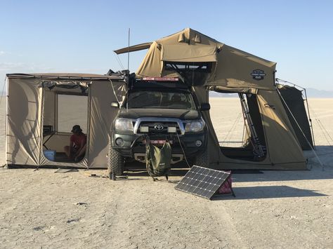 Tacoma on the Playa Rooftop Tent Camping, Camping 4x4, 4runner Mods, Offroad Suv, Camping Cakes, Tacoma Mods, Offroad Accessories, Suv Tent, Auto Camping