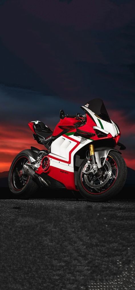 Ducati Wallpaper Hd, Ducati Panigale V4 Wallpapers, Bikers Wallpaper, Ruff Ryders, Ducati Panigale V4, Big Bike, Panigale V4, Bike Pic, Ducati Panigale