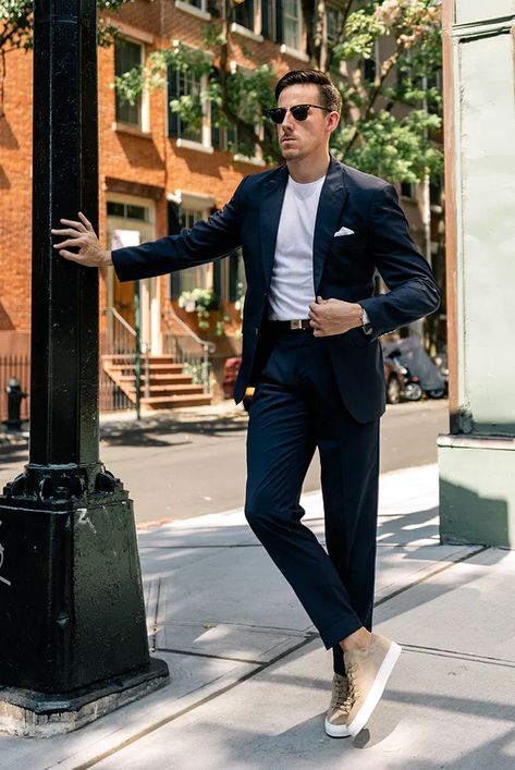 Here's How to Wear a T-Shirt and Suit for Summer - He Spoke Style He Spoke Style, White Tshirt Outfit, Suit Combinations, Suit Pin, Suit White, Suit Shirt, Navy Blue T Shirt, Navy Blue Suit, Navy Suit