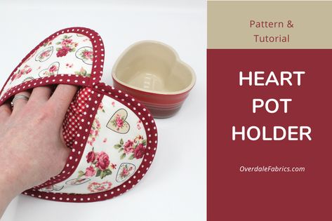 Pot Holder Pattern, Appliance Covers, Pattern Tutorial, Pot Holder, Coordinating Colors, Heart Design, Shape Patterns, Pot Holders, Quilt Patterns