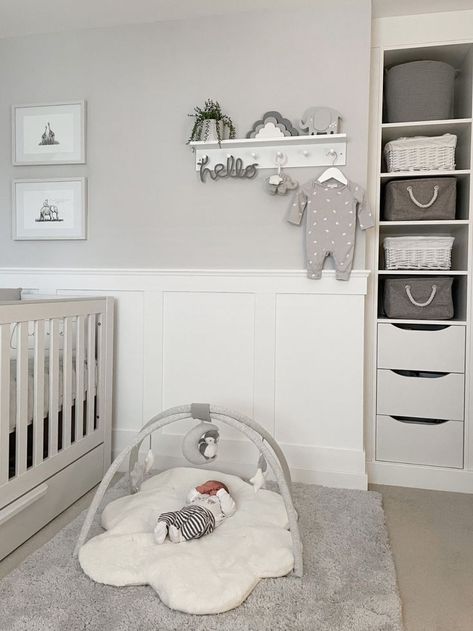 #babyroom #greyandwhite #playmat #playgym #baby #nursery #panelling #greyrug #babyplaygym #neutralnursery #nurserystorage #nurseryshelf #shelfie #nurserystorage Baby Room Decor Neutral, Cozy Baby Room, Newborn Room, Baby Nursery Inspiration, Baby Boy Bedroom, Baby Room Neutral, Baby Room Themes, Baby Boy Room Decor, Nursery Room Design