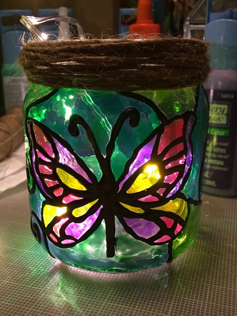 I repurposed a glass jar by painting it with faux stained glass paint. Could be used as pencil cup or put battery operated tea light in it. Stained Glass Tea Cup, Painting Glass Jars, Battery Operated Tea Lights, Easy Love Drawings, Glass Tea Cups, Stained Glass Paint, Jar Art, Painted Jars, Painting Glassware