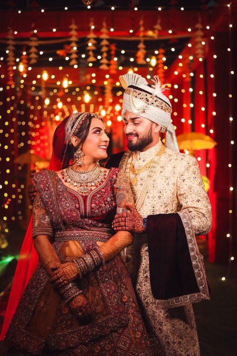 Indian wedding, couples looking at each other Marriage Poses Wedding Photos Indian, Marriage Poses, Indian Wedding Pictures, Bride Groom Photoshoot, Bride Groom Poses, Indian Bride Poses, Indian Bride Photography Poses, Indian Wedding Poses, Indian Wedding Planner