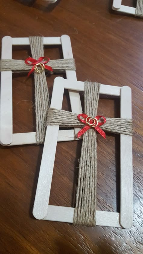 Catholic Easter Crafts, Vbs Craft, Easter Sunday School, Bible Crafts Sunday School, School Crafts For Kids, Easter Decorations Table, Catholic Crafts, Church Easter Decorations, Sunday School Crafts For Kids