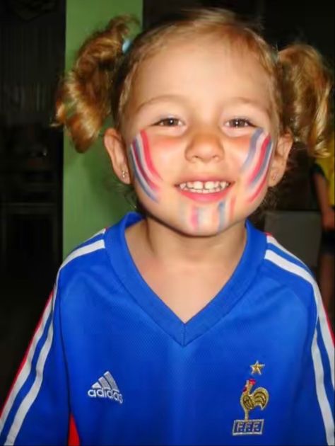 #aesthetic #vogue #memories #soccer #football #sport #teen #childhood #girl #france #french #family #kids #cute #equipedefrance #fff #edf French Childhood Aesthetic, French Childhood, Kids Playing Sports, Childhood Core, French Family, Childhood Aesthetic, Aesthetic Vogue, Child Hood, French Dress