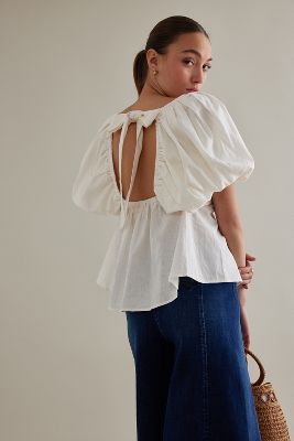 French Jeans Outfit, Anthropologie Uk, Moving To Paris, Whisks, Straight Cut Jeans, Citizens Of Humanity Jeans, Fashion Wishlist, French Women, Linen Blouse