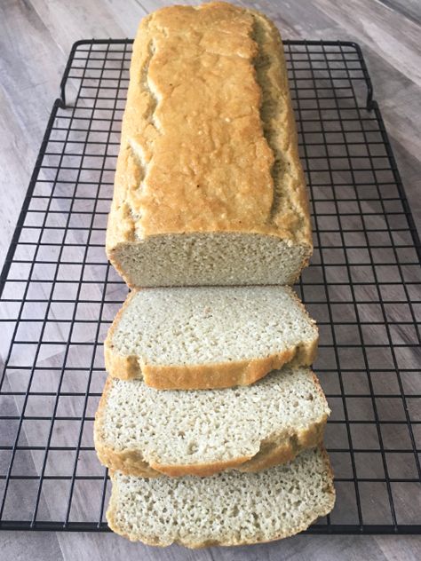 Almond Flour Sandwich Bread, Almond Flour Bread Recipes, Gluten Free Bread Machine, Almond Flour Bread, Gluten Free Bagels, Grain Free Bread, Almond Bread, Flour Bread, Bread Maker Recipes