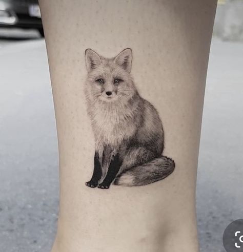 Fox And Raccoon Tattoo, Fox Tattoo Realistic, Realistic Fox Tattoo, Leg Tats, Raccoon Tattoo, Fox Tattoo Design, Animal Tattoo Ideas, Mom Vibes, C Tattoo