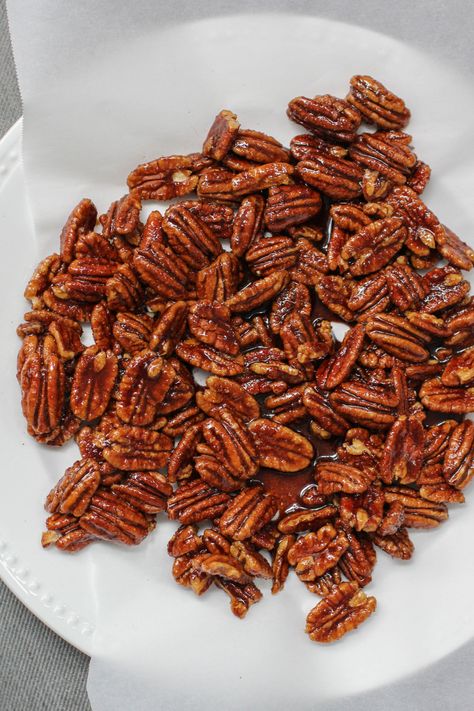 How To Make Candied Pecans - Susan Cooks Vegan Candied Recipes, Crispy Jackfruit, Pear Spinach Salad, Candied Pecans Easy, Jackfruit Chicken, Mushroom Miso, Fancy Recipes, Candied Pecans Recipe, Oatmeal Bowl