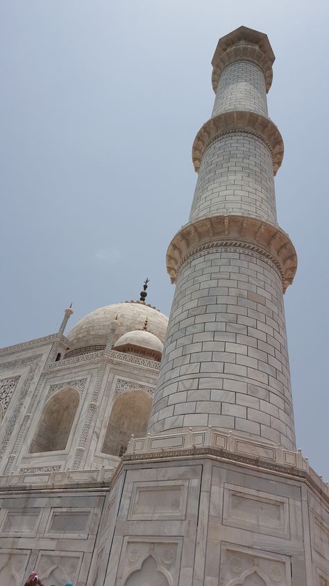 Agra City Aesthetic, Mahal Pics, Taj Photography, Trip Poses, Delhi Photography, Delhi Tourism, Delhi City, Dubai Beach, Jama Masjid