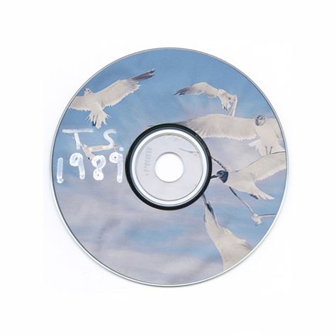 1989 CD. Cd Widget, Taylor Swift Cd, Blue App Icon, Cd Design, Light Blue Aesthetic, Blue Y2k, Taylor Swift 1989, App Covers, Png Icons