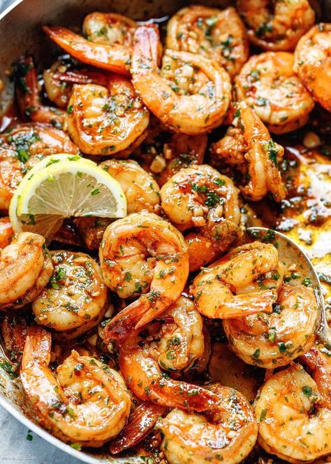 Garlic Shrimp Recipe - #shrimp #recipe #eatwell101 - This garlic butter shrimp recipe is a wonderful flavor combination of garlicky, buttery goodness. - #recipe by #eatwell101® Shrimp Recipes Garlic, Unpeeled Shrimp Recipes, Best Garlic Shrimp Recipe, Healthy Spicy Shrimp Recipes, Sizzling Shrimp, Shrimp On Stove Top, Shrimp Brussel Sprout Recipes, Shrimp With Veggies, Stove Top Shrimp Recipes