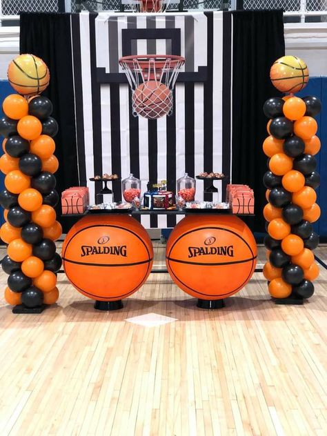 40th Birthday Basketball Theme, March Madness Party Ideas Decor, Basketball Theme Decorations, Basketball Theme Birthday Party Backdrop, Basketball Birthday Decorations, Basketball Birthday Balloons, Basketball Party Backdrop, Nba Birthday Party Ideas Basketball, Basketball Balloon Decorations