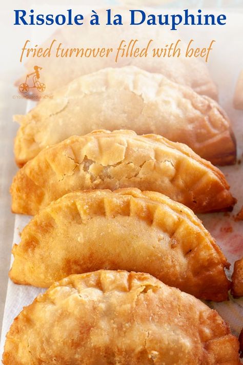 Savory Turnovers, French Meat Pie, Fried Hand Pies, French Meat, French Appetizers, Short Pastry, Starter Recipe, Minced Beef, Hand Pie