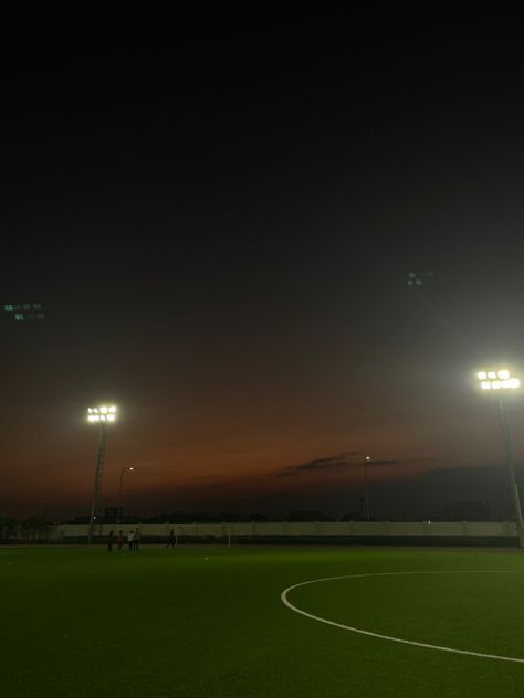 Soccer Asthetic Picture Wallpaper, Soccer Field Wallpaper, Football Field Aesthetic, Soccer Field Aesthetic, Presentation Aesthetic, Soccer Aesthetic, Night Views, Soccer Style, Field Wallpaper