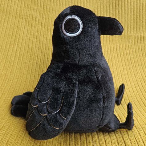 Fairylogue Press is the joint venture between Isabelle Melançon and Megan Lavey-Heaton, the co-creators of the webcomic Namesake. Crow Stuffed Animal, Crow Plushies, Crow Plush Pattern, Goth Stuffed Animals, Crow Clothes, Crow Gifts, Goth Plushies, Gothic Plushies, Raven Plush