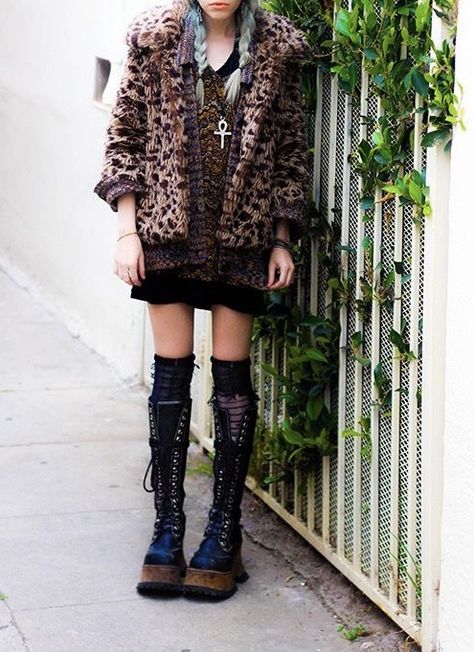 Madeline Pendleton Outfits, Leopard Coat Outfit, Madeline Pendleton, Funky Outfits, Punk Outfits, Cool Fits, Grunge Fashion, Punk Fashion, Playing Dress Up