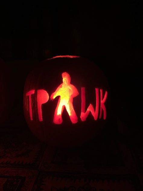 Noah Kahan Pumpkin Carving, Pumpkin Carving Harry Styles, Harry Styles Pumpkin Carving, 1d Pumpkin Carving, Phoebe Bridgers Pumpkin Carving, Hippy Carved Pumpkins, Pumkin Carving, Outdoor Halloween, Halloween Outdoor Decorations