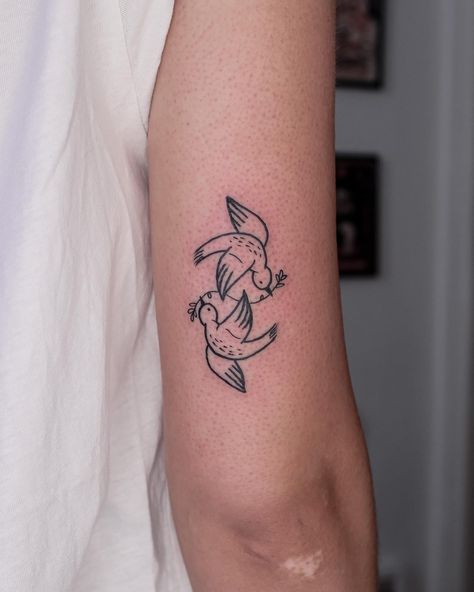 Are you a fan of doves or birds in general? How about you give it a go with this flawless and peace-inspired concept? Guys and girls of any age can tr... Dove Tattoo Ideas, Fam Tattoo, Black Sheep Tattoo, Bird And Flower Tattoo, Cute Ankle Tattoos, Sheep Tattoo, Dove Tattoos, Dove Tattoo, 100 Tattoo