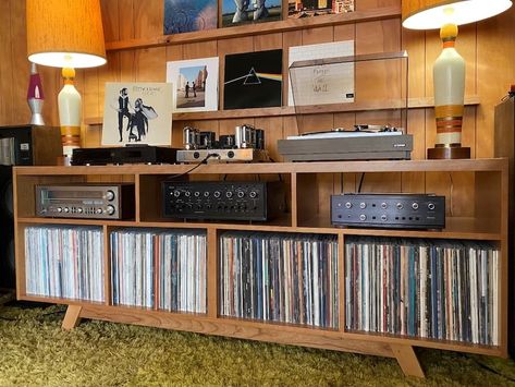 Turntable Furniture Design, Vinyl Record Furniture, Vinyl Record Room, Turntable Furniture, Lp Record Storage, Hifi Room, Audiophile Room, Hifi Furniture, Audio Cabinet