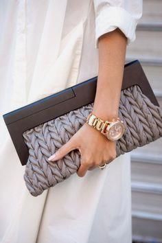 Imgend - Picture Thi     Imgend - Picture This. Fashion Week Trends, Stylish Crochet, New York Fashion Week Street Style, Bag Designs, Fashion Week 2015, Kelly Bag, Pattern Ideas, Bag Collection, Backpack Bag