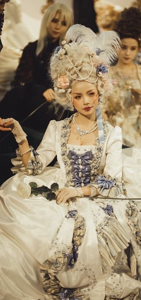 Marie Antoinette Runway, French Culture Fashion, Queen Antoinette, Roccoco Dresses, French Revolution Fashion, Servant Clothes, Steampunk Mode, Rococo Aesthetic, French Dresses