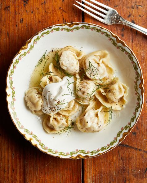 With these tiny round dumplings on hand, you're just five minutes away from the most delicious bowl of comfort. Piroshki Recipe, Pelmeni Recipe, Russian Pelmeni, Russian Dumplings, Chicken Foil Packets, Russian Dishes, Chicken Cutlets, Russian Recipes, Dumplings