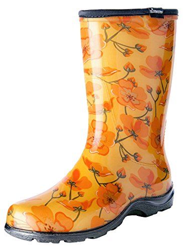 Motorcycle Rain Gear, Rain Boots Fashion, Garden Boots, Garden Spring, Rain Shoes, Wellington Boot, Gardening Outfit, Womens Rain Boots, Muck Boots