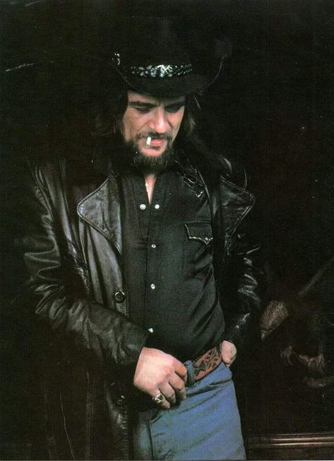 Waylon Jennings Aesthetic, Vintage Country Music Aesthetic, Outlaw Country Aesthetic, Western Core, Outlaw Women, Junkyard Dog, Rhinestone Cowboy, Country Musicians, Michael Jackson Smile