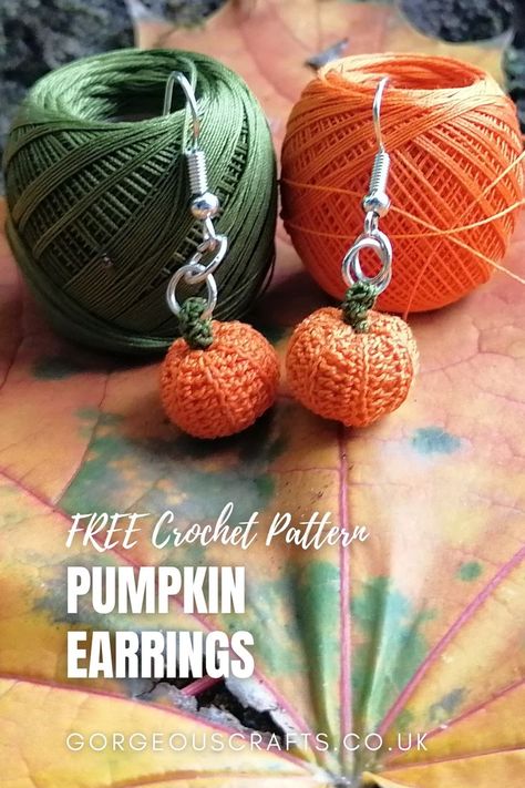 Tiny crochet pumpkin earrings hanging from two spools of thread on an autumnal leaf Fall Crochet Patterns, Easy Crochet Animals, Crochet Jewelry Patterns, Crochet Earrings Pattern, Crochet Wedding, Crochet Fall, Holiday Crochet, Crochet Pumpkin, Pumpkin Earrings